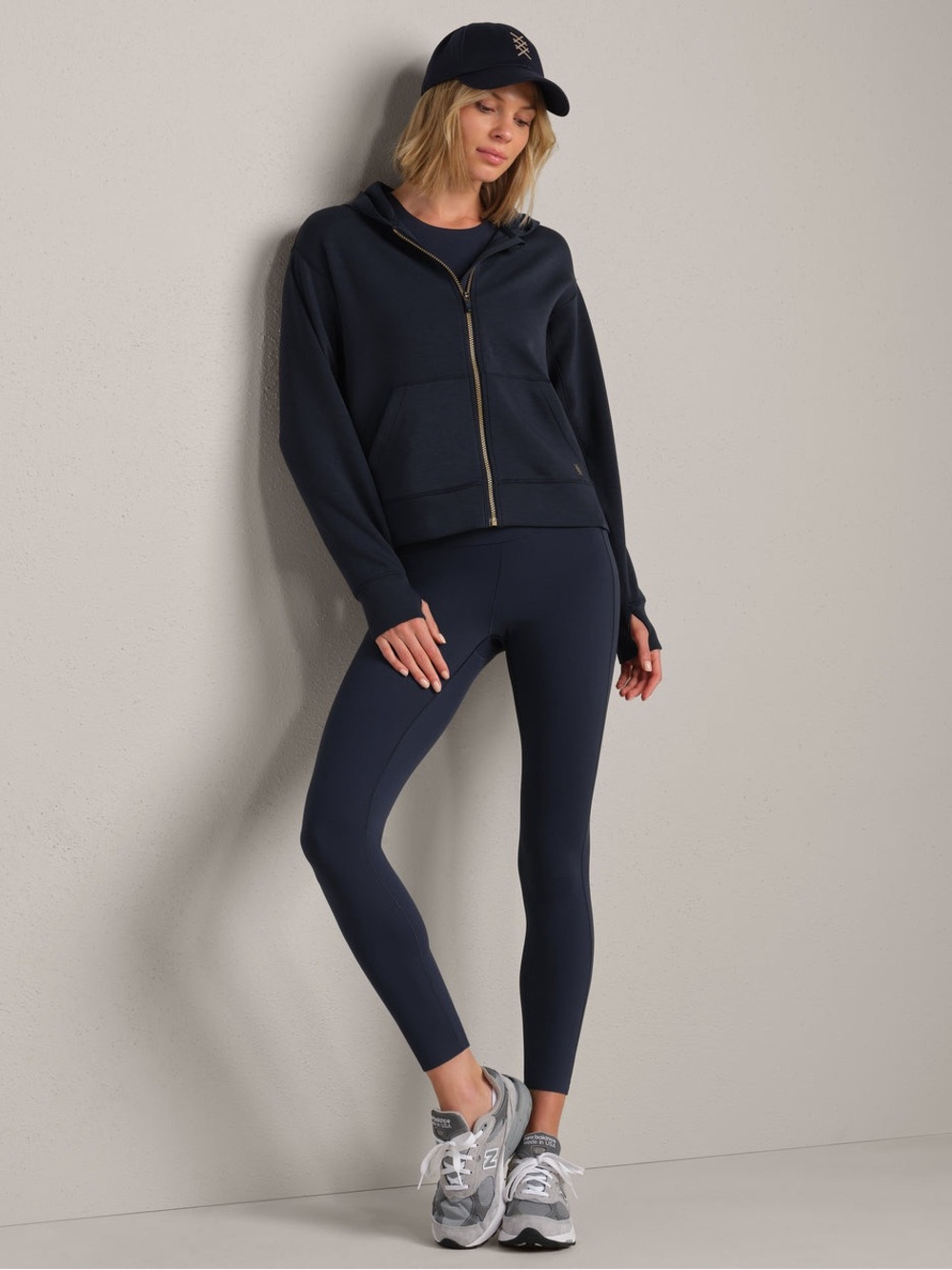 DreamGlow® Full Zip Hoodie Size L - Picture 3 of 9